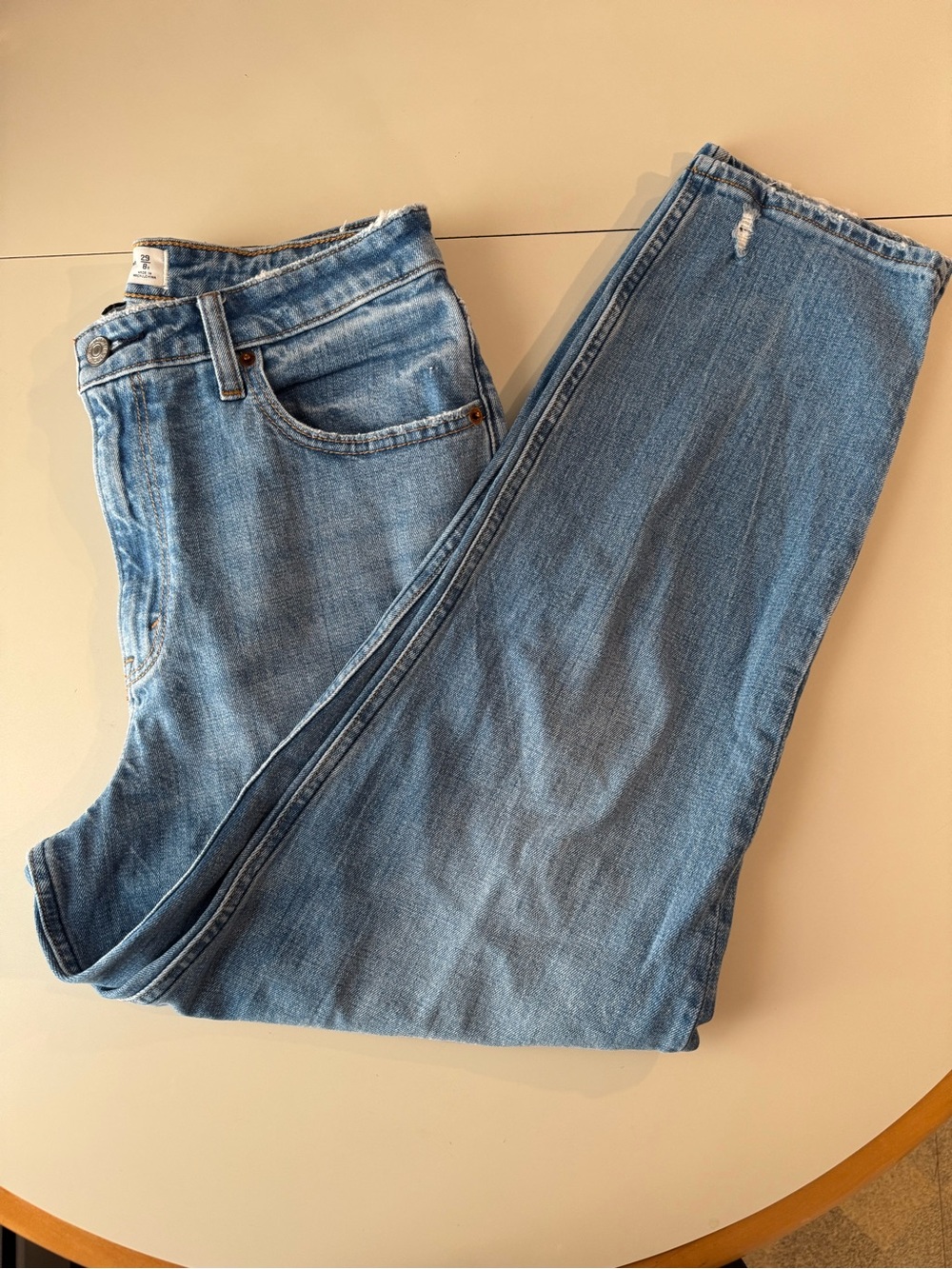 Abercrombie & Fitch Curve Love The Mom Jean